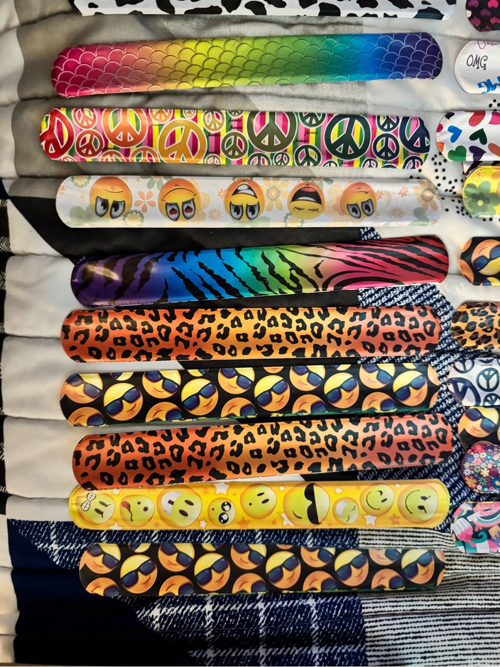 Assorted Slap Bracelets - Picture 4 of 5